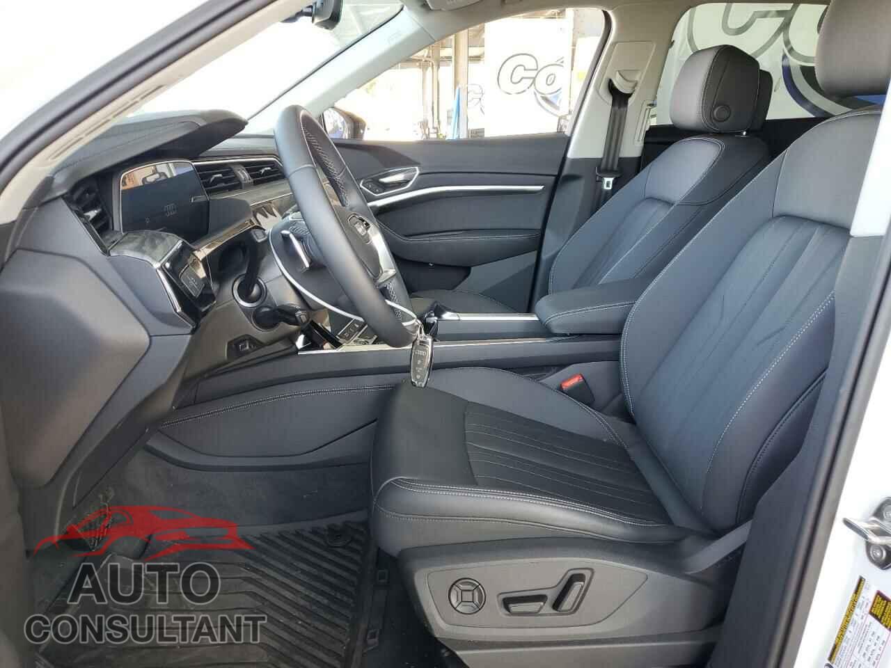 AUDI Q8 E-TRON 2024 - WA14AAGE2RB048410