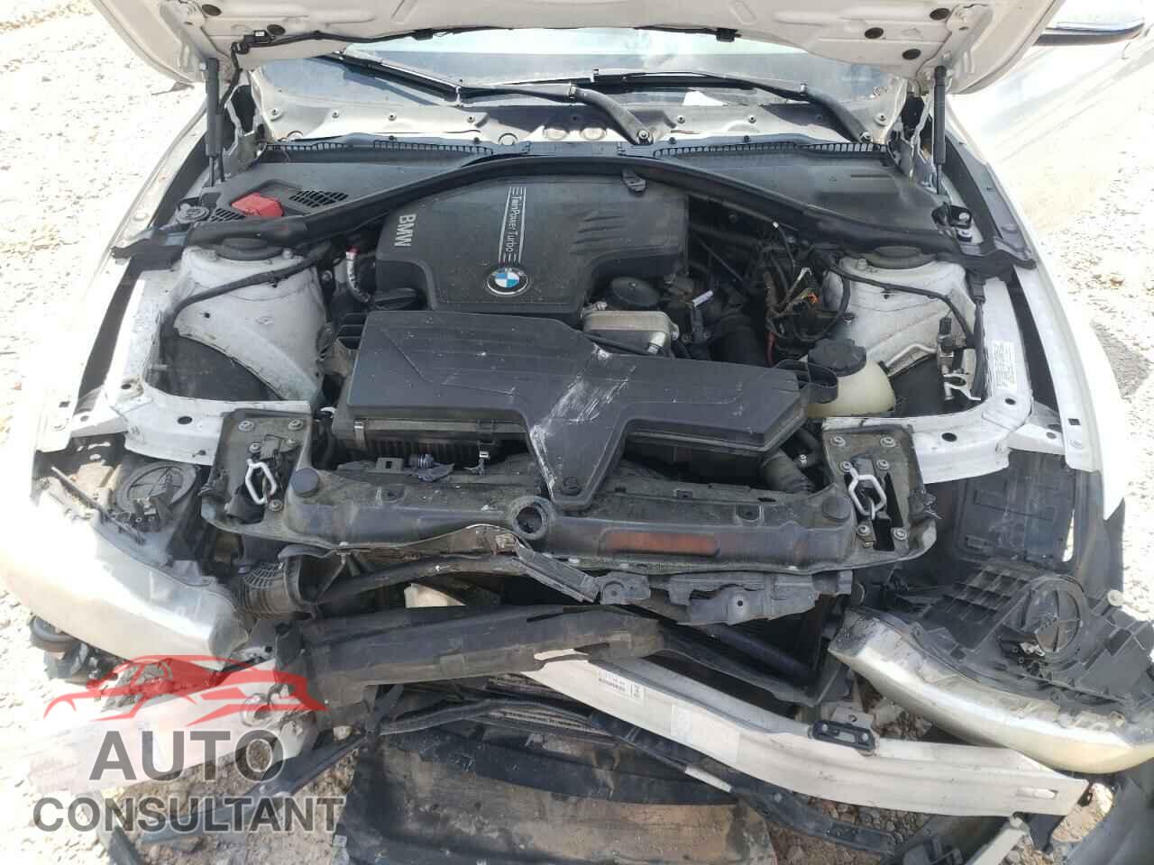 BMW 3 SERIES 2013 - WBA3A5C59DF602085