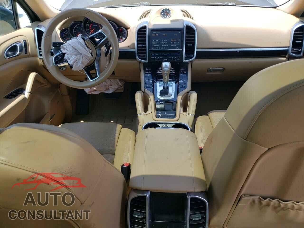 PORSCHE CAYENNE 2016 - WP1AA2A21GLA08662