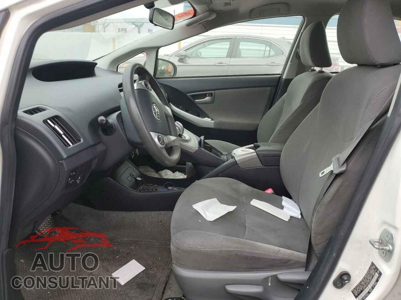 TOYOTA PRIUS 2013 - JTDKN3DU3D1629227