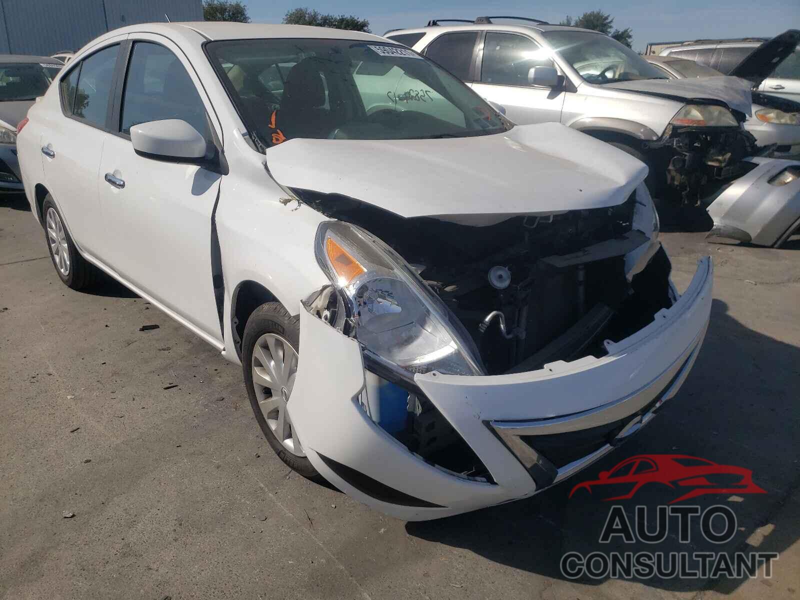 NISSAN VERSA 2017 - 3N1CN7AP7HL838224