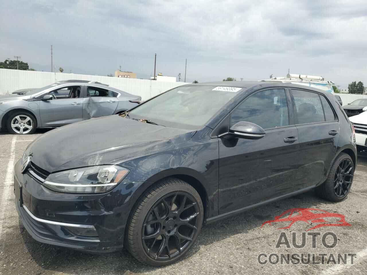 VOLKSWAGEN GOLF 2018 - 3VWG17AU5JM283688