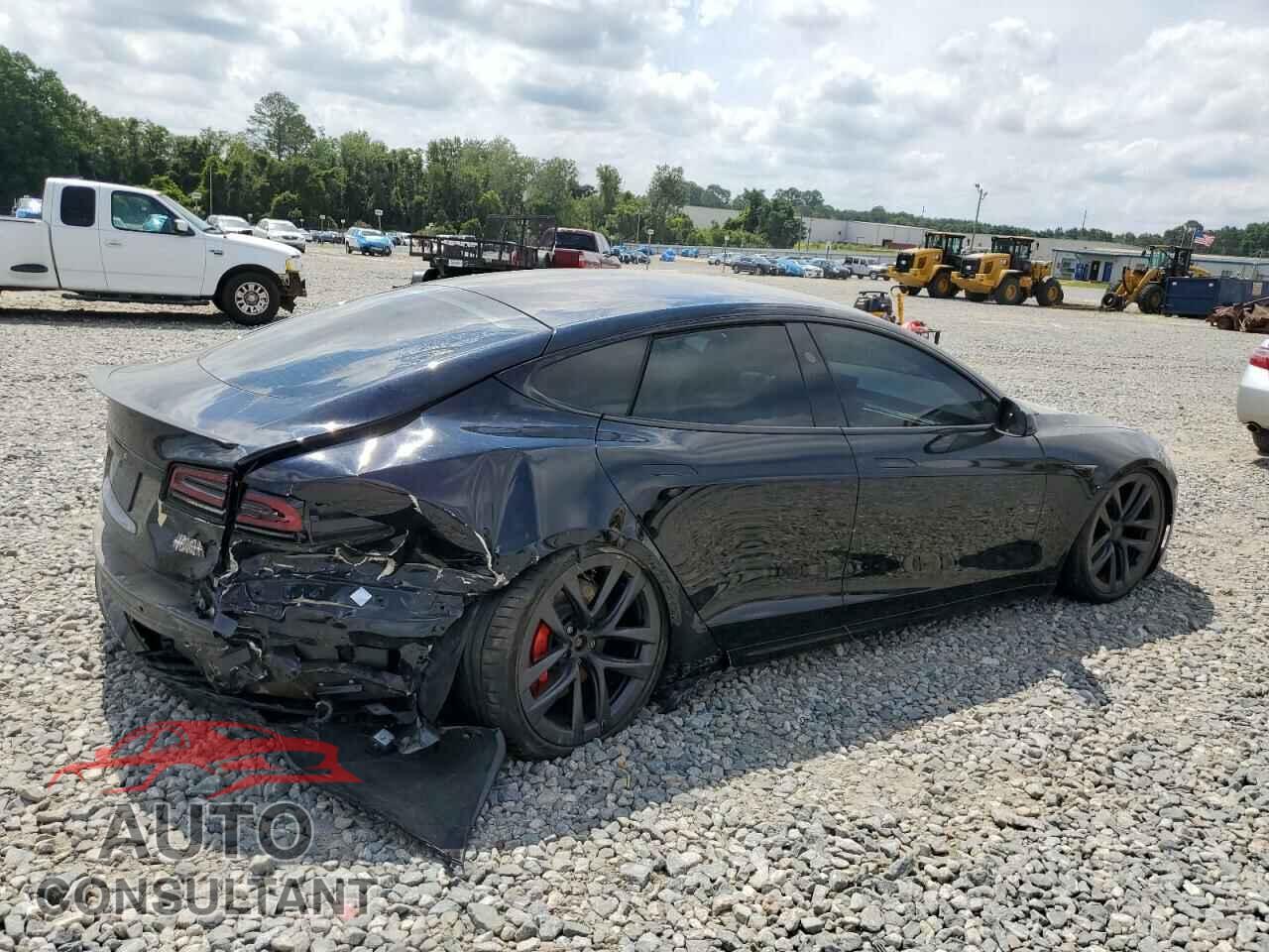 TESLA MODEL S 2023 - 5YJSA1E68PF503652