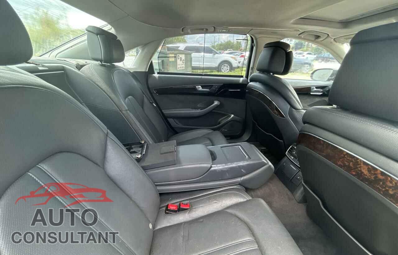 AUDI A8 2012 - WAURVAFD6CN015907