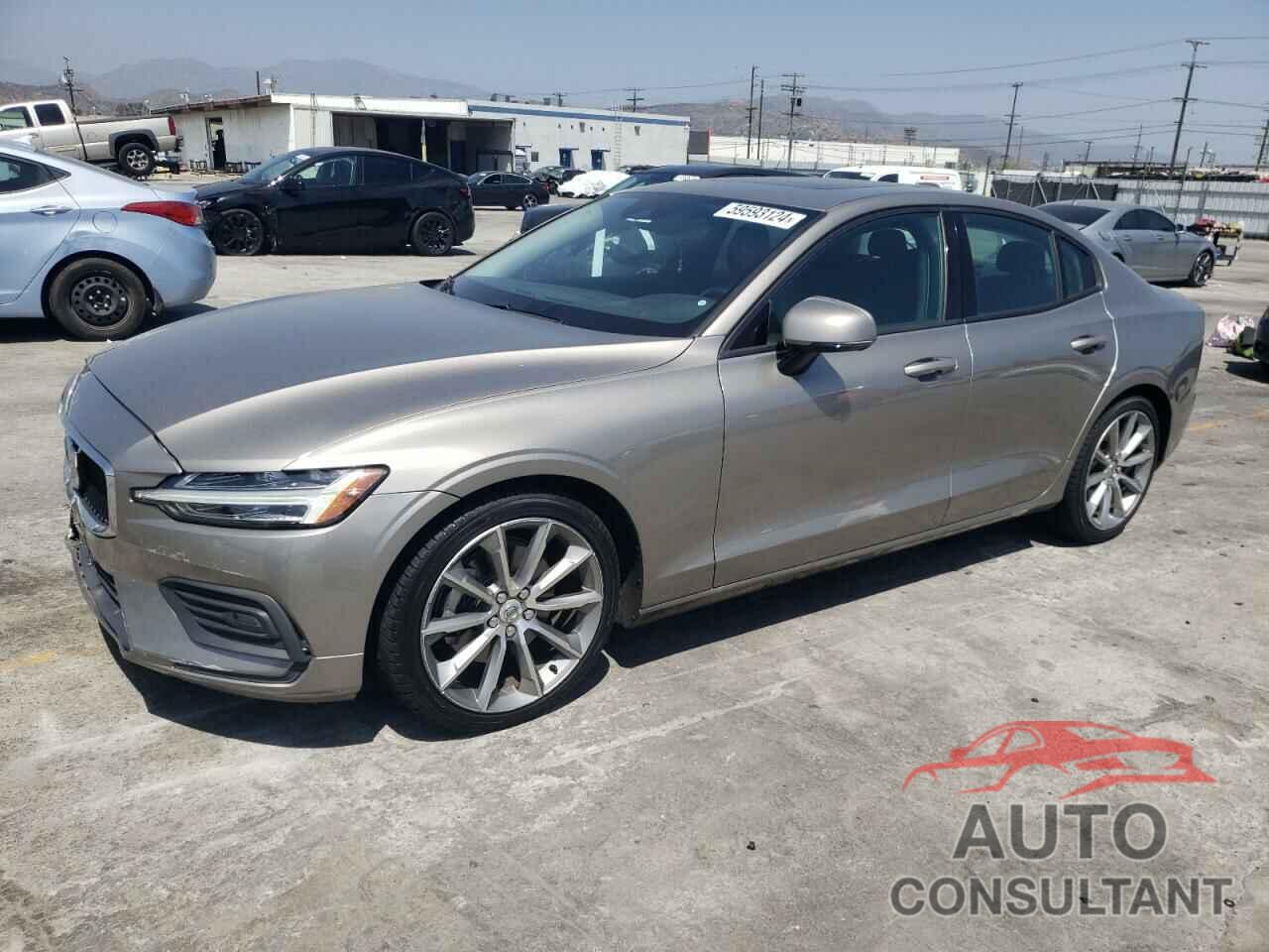 VOLVO S60 2019 - 7JR102FK0KG003906