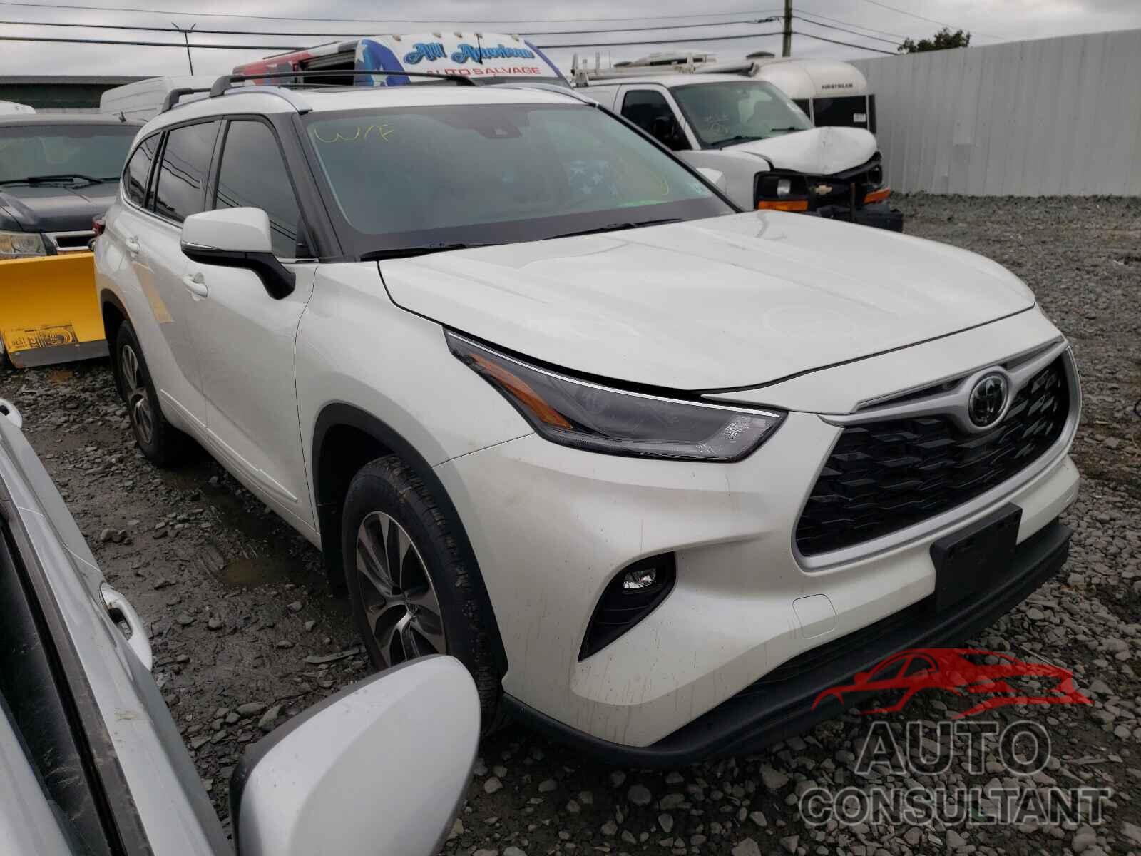 TOYOTA HIGHLANDER 2021 - 5TDGZRBH4MS541325