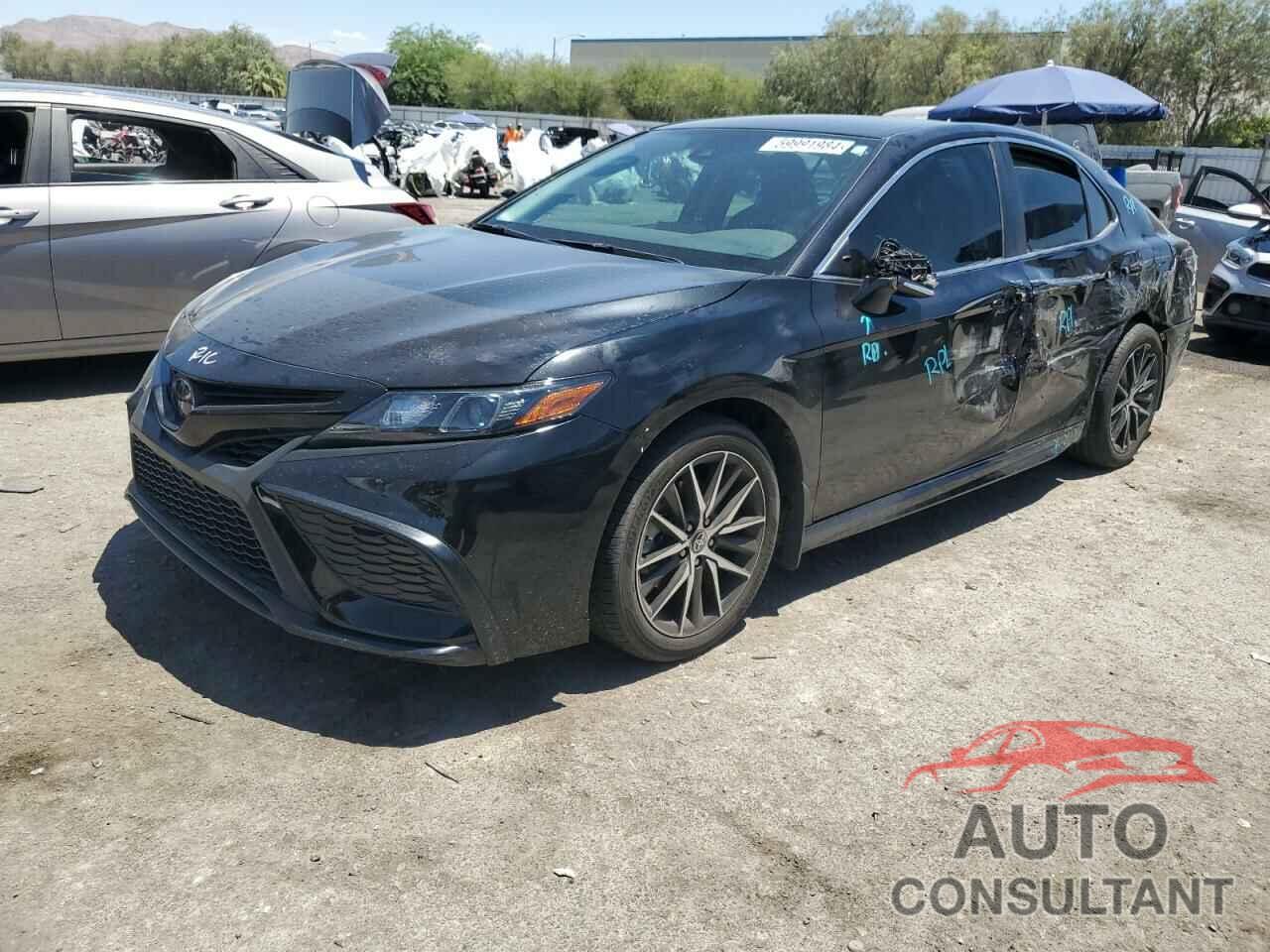 TOYOTA CAMRY 2022 - 4T1G11AK7NU660887