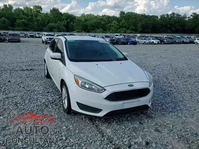 FORD FOCUS 2016 - 1FADP3K22GL392393