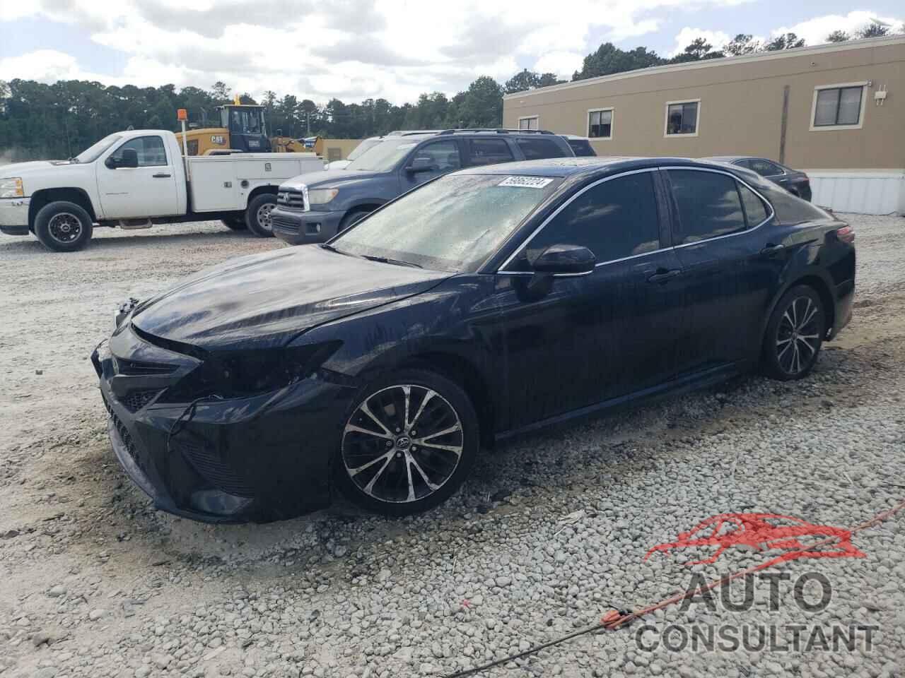 TOYOTA CAMRY 2018 - 4T1B11HK9JU551650