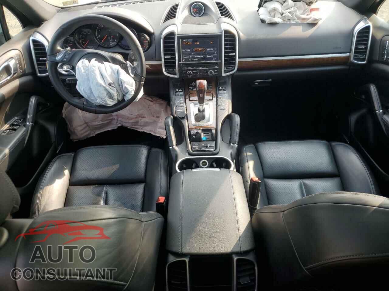 PORSCHE CAYENNE 2013 - WP1AA2A28DLA08184