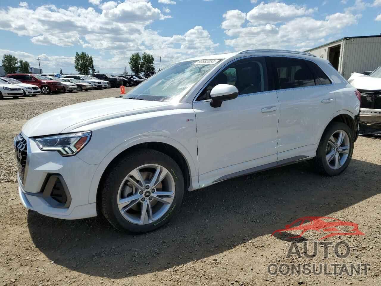 AUDI Q3 2021 - WA1EECF31M1055108