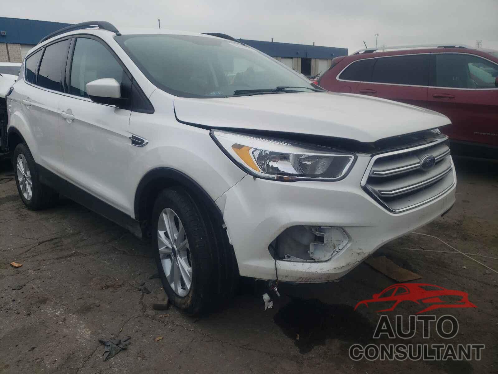 FORD ESCAPE 2018 - 1FMCU9GD1JUC33275
