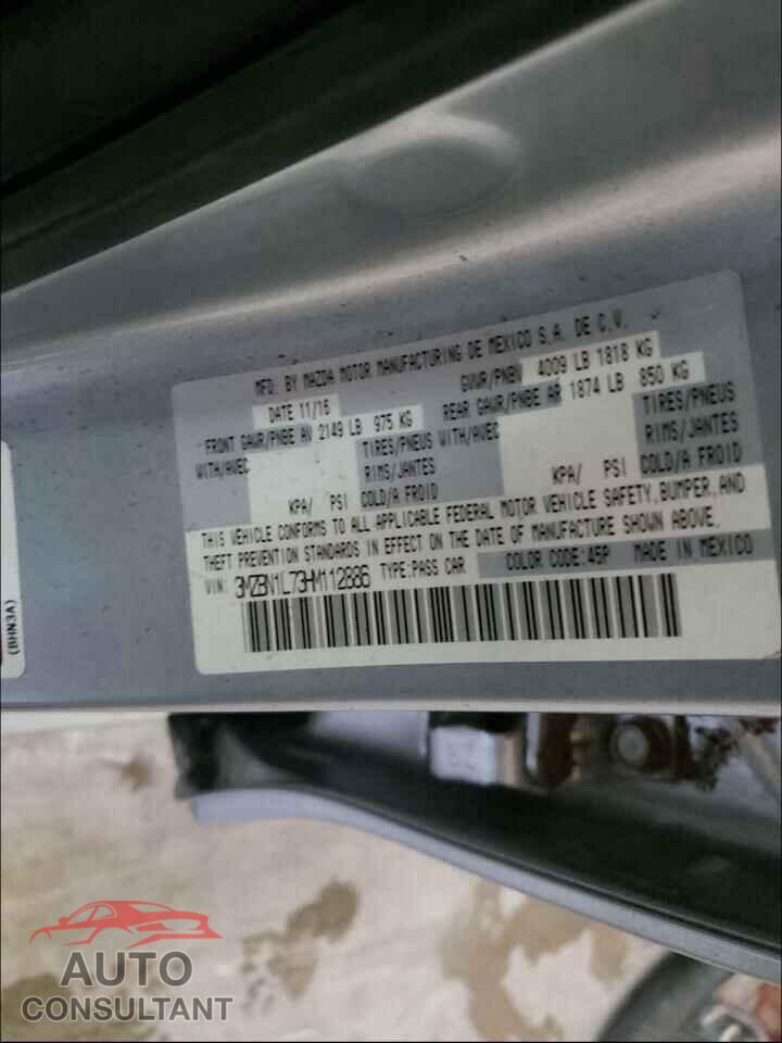 MAZDA 3 2017 - 3MZBN1L73HM112886