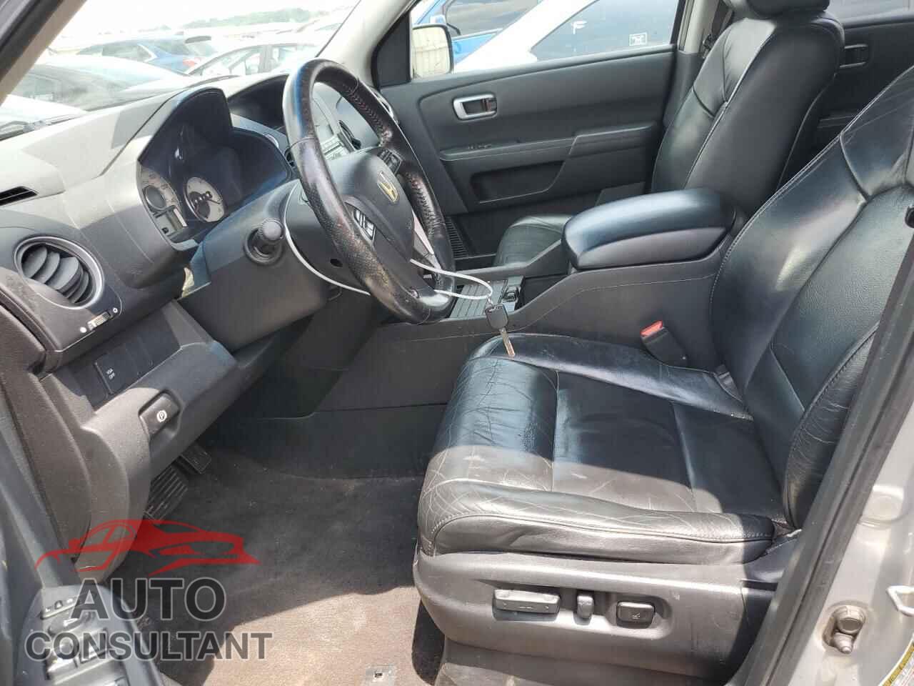 HONDA PILOT 2011 - 5FNYF4H62BB045849