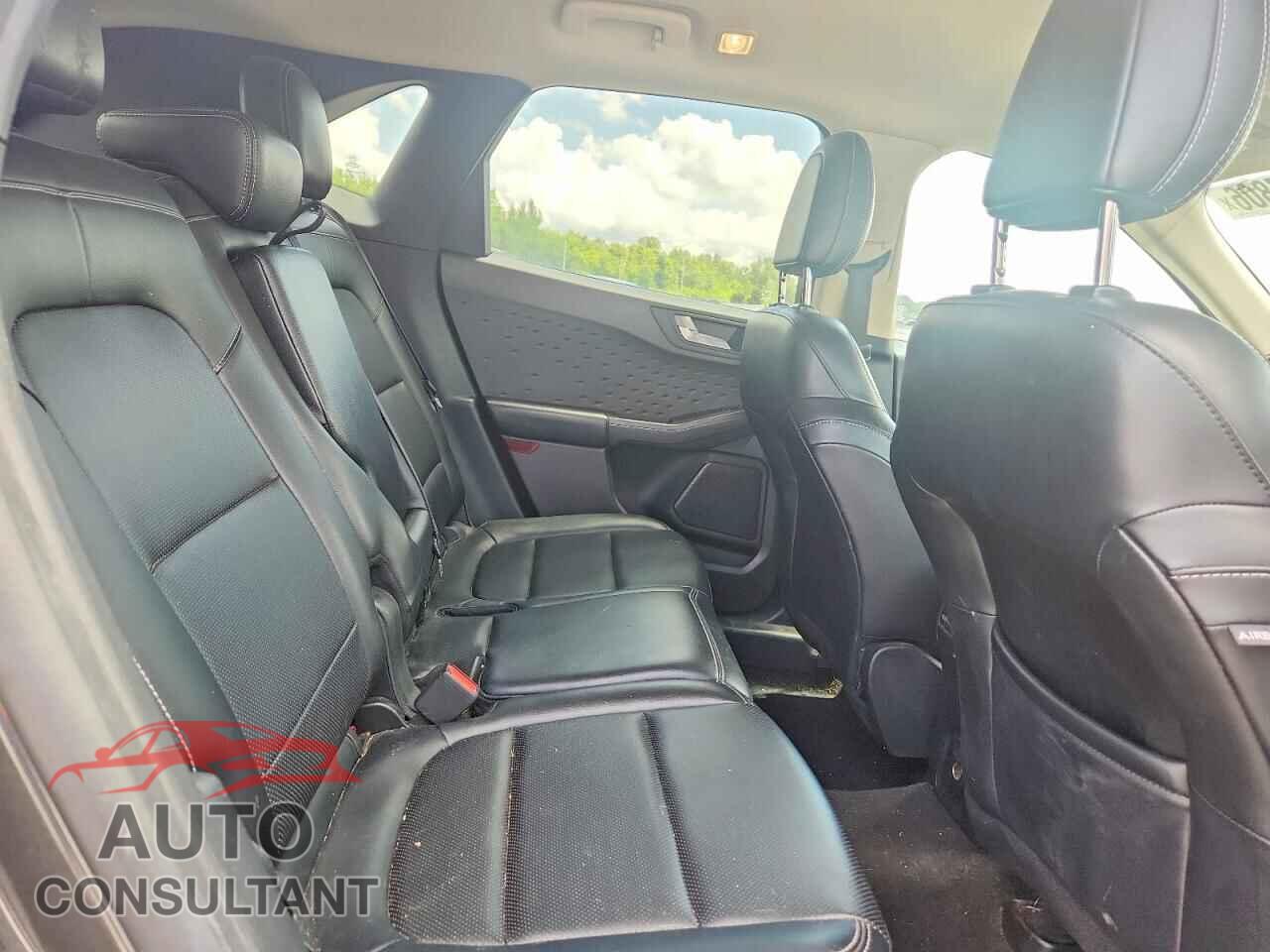 FORD ESCAPE 2020 - 1FMCU0H66LUA80861