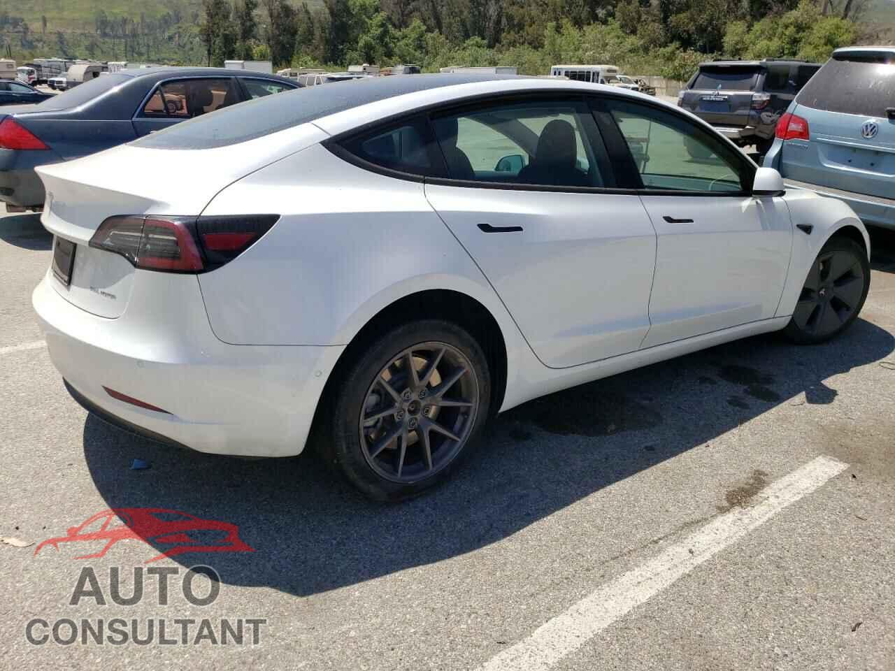 TESLA MODEL 3 2022 - 5YJ3E1EB5NF171088