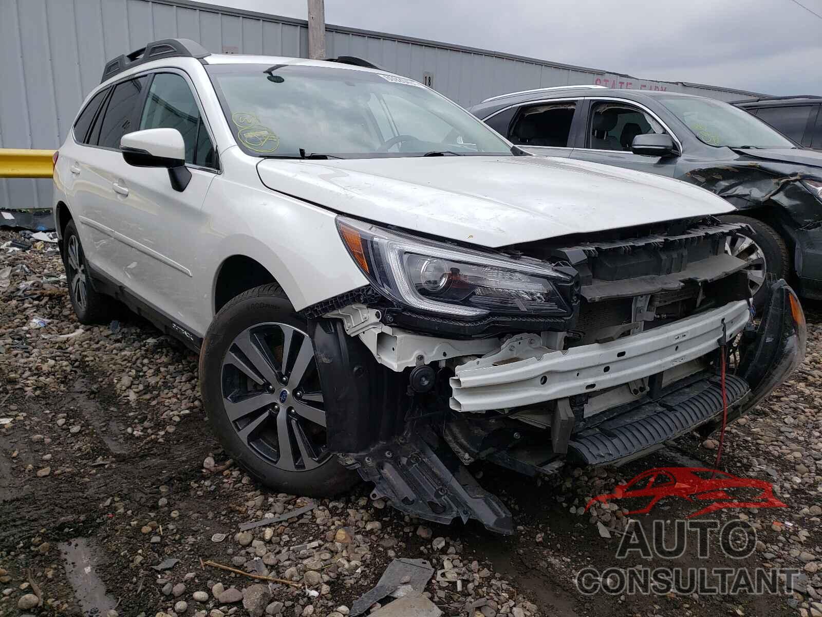 SUBARU OUTBACK 2018 - 4S4BSEKC5J3331417