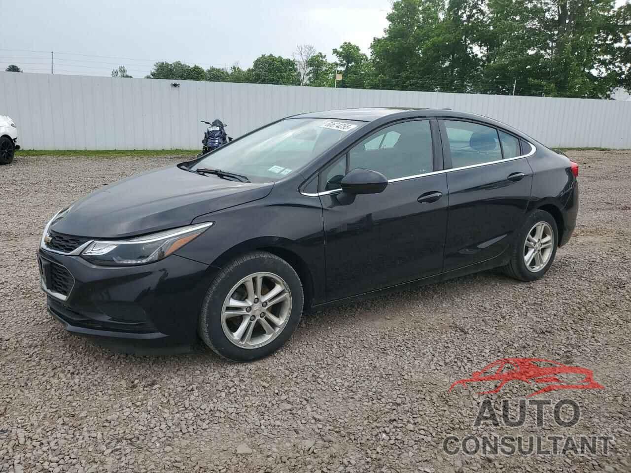 CHEVROLET CRUZE 2018 - 1G1BE5SM7J7206196