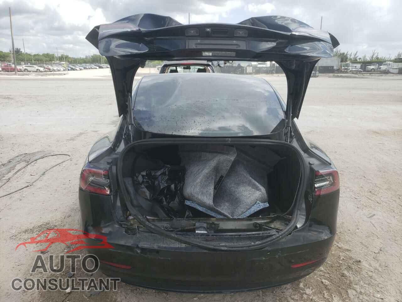 TESLA MODEL 3 2019 - 5YJ3E1EAXKF399199