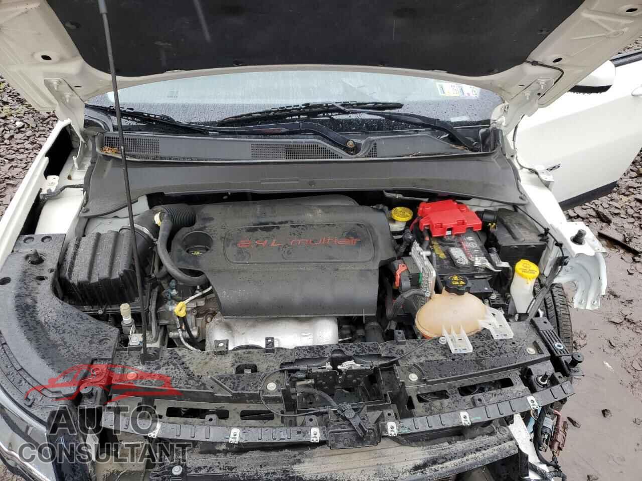 JEEP COMPASS 2021 - 3C4NJCBB6MT518416