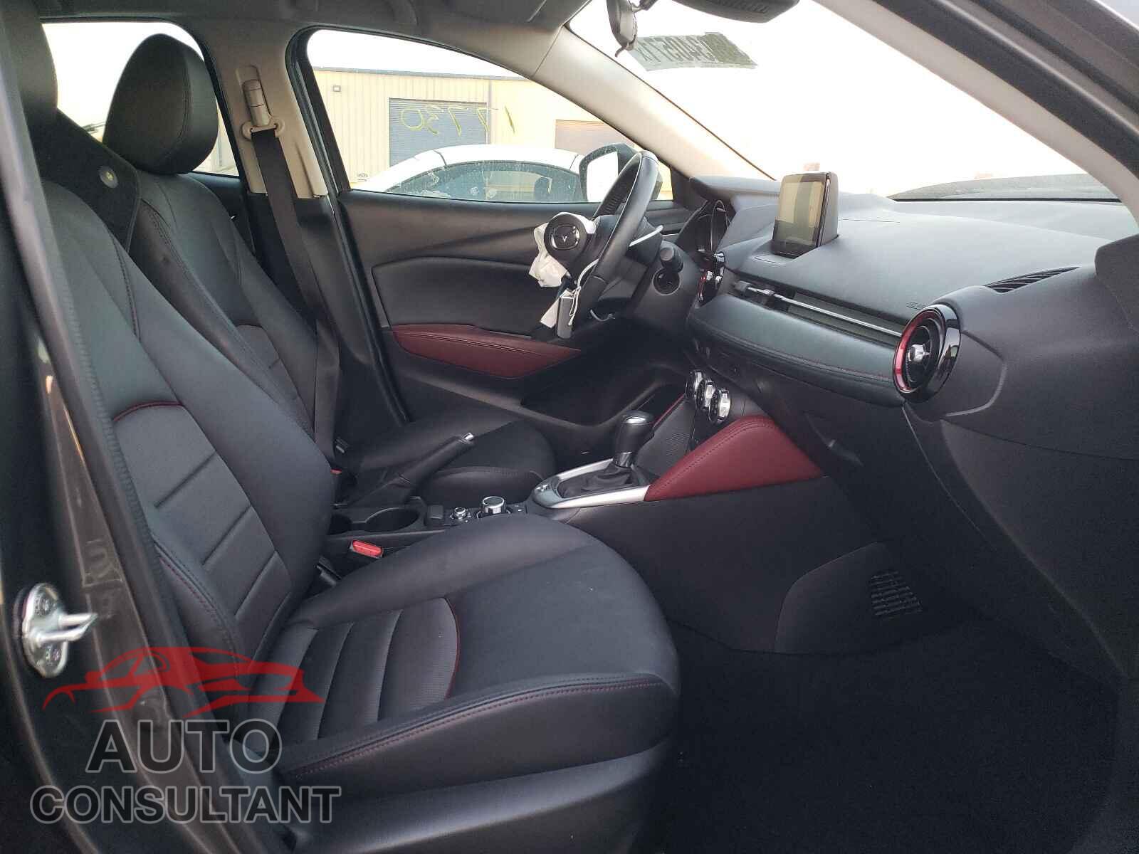 MAZDA CX-3 2018 - JM1DKDC78J0321684