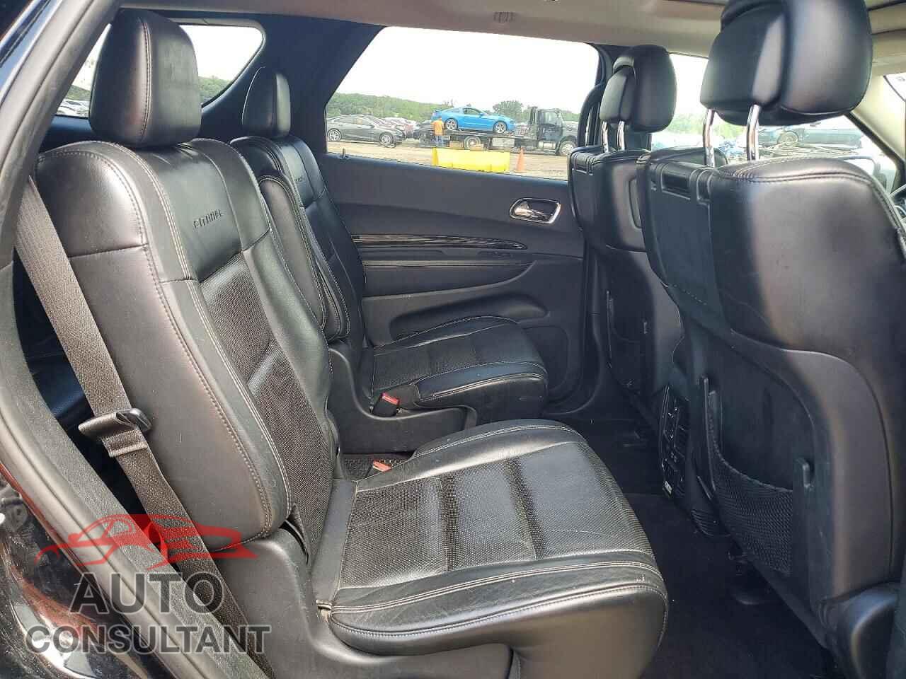 DODGE DURANGO 2017 - 1C4SDJETXHC748707