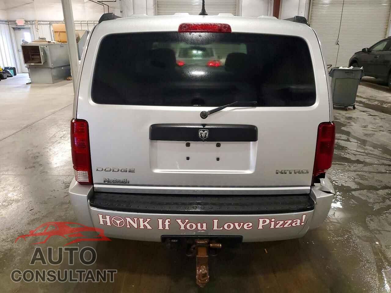 DODGE NITRO 2011 - 1D4PU4GK4BW590868