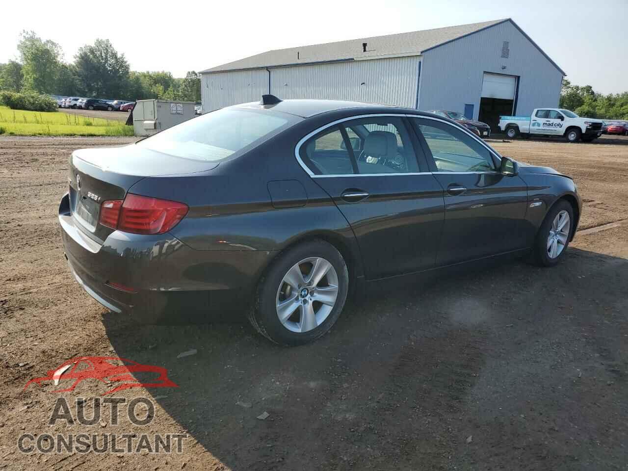 BMW 5 SERIES 2013 - WBAXH5C59DD114330
