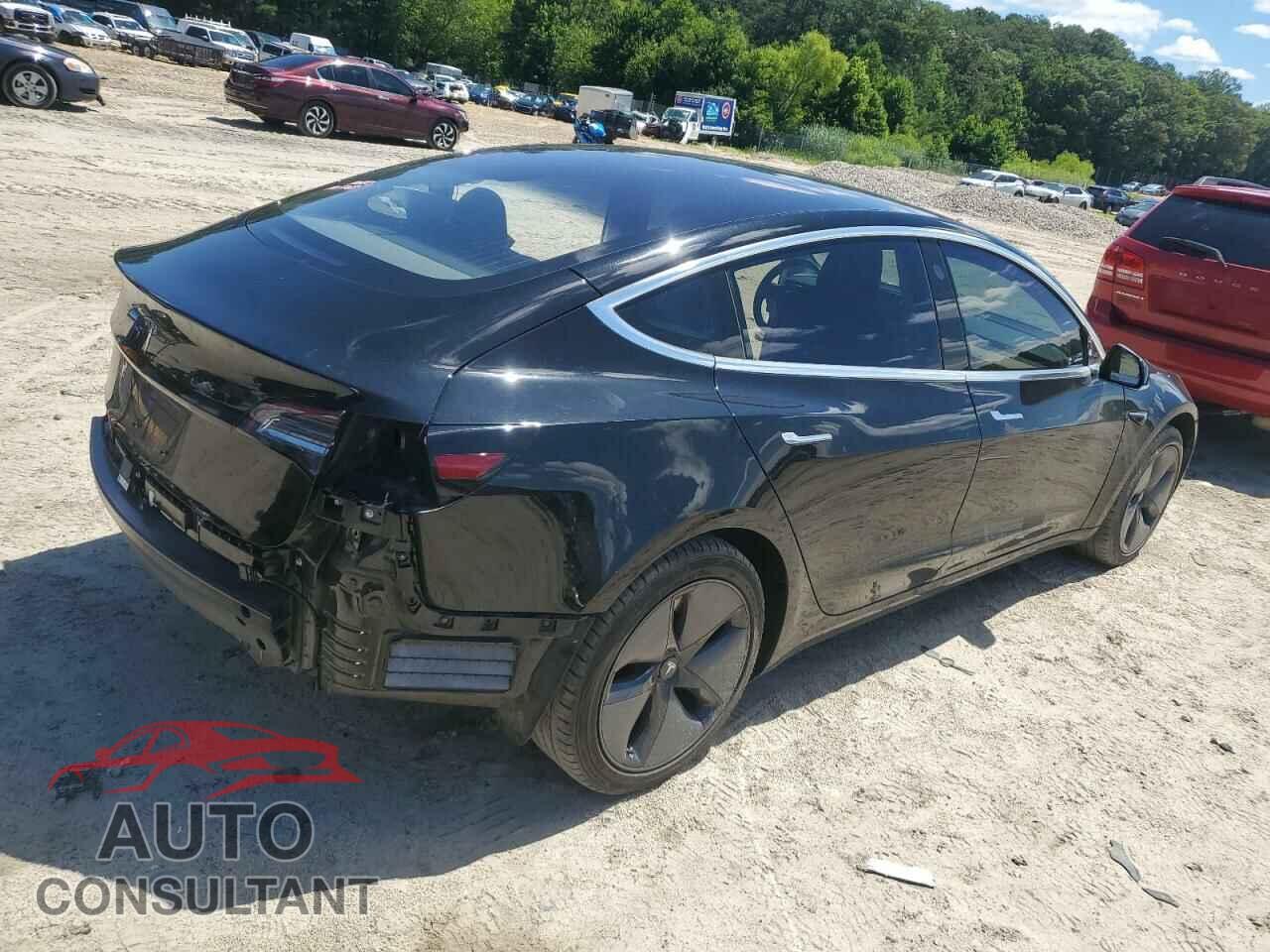 TESLA MODEL 3 2018 - 5YJ3E1EA7JF031352