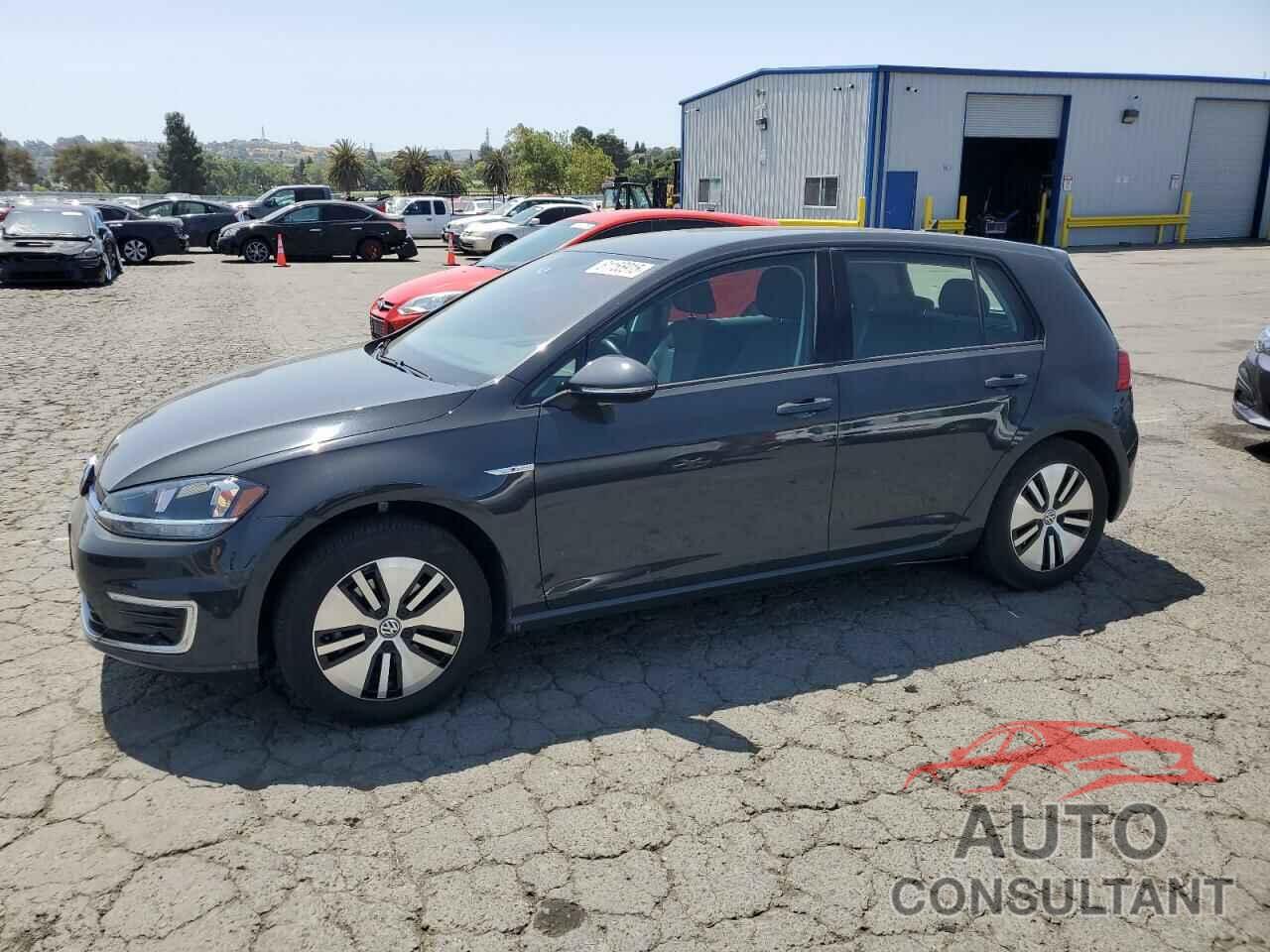 VOLKSWAGEN GOLF 2019 - WVWKR7AU7KW917428