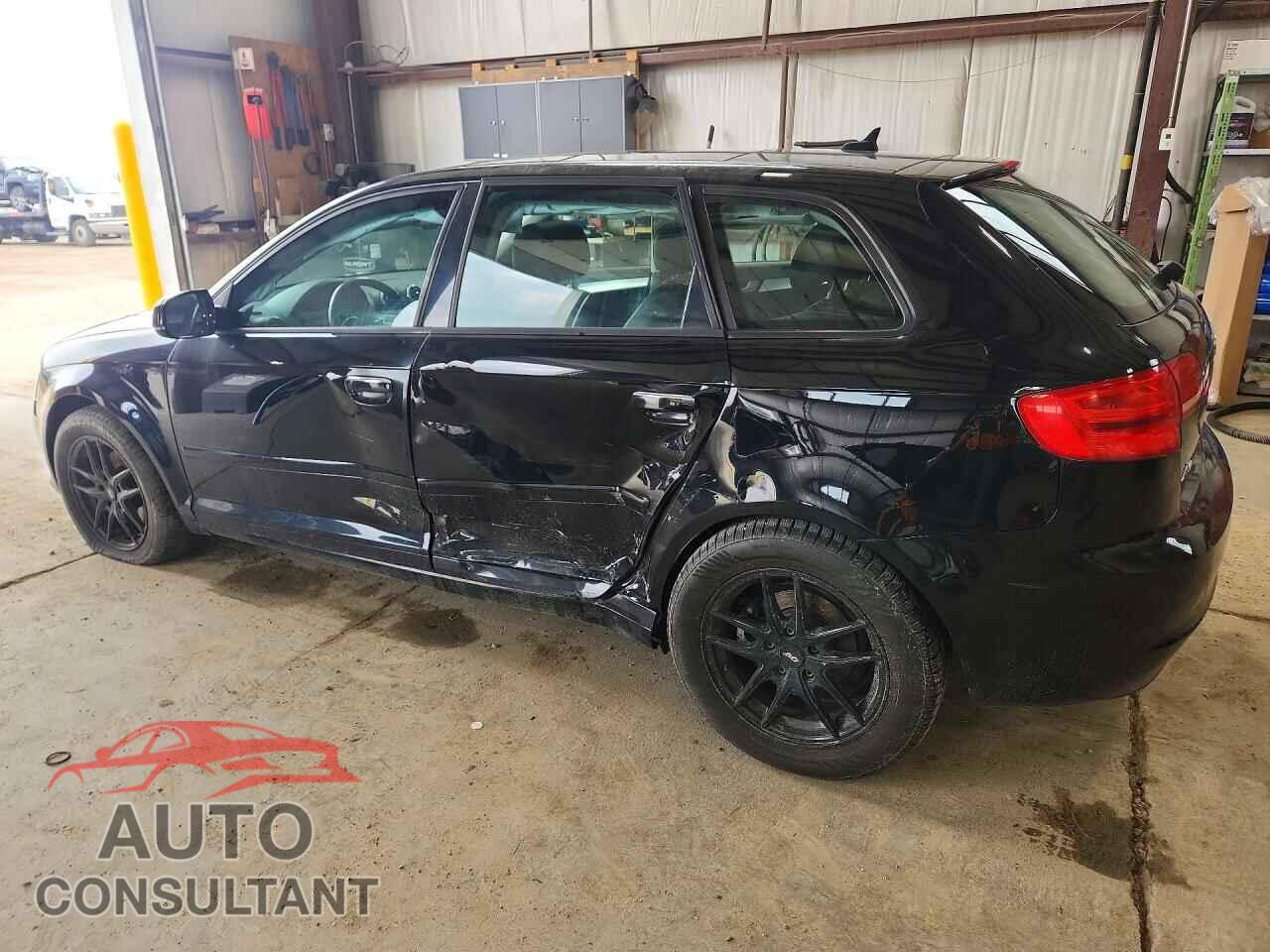 AUDI A3 2013 - WAUAJCFM7DA010177