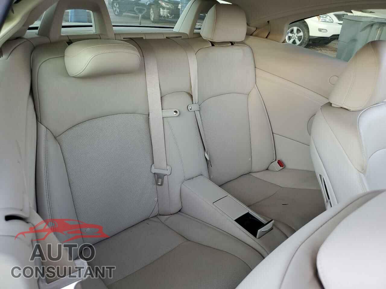 LEXUS IS 2012 - JTHFF2C28C2525767
