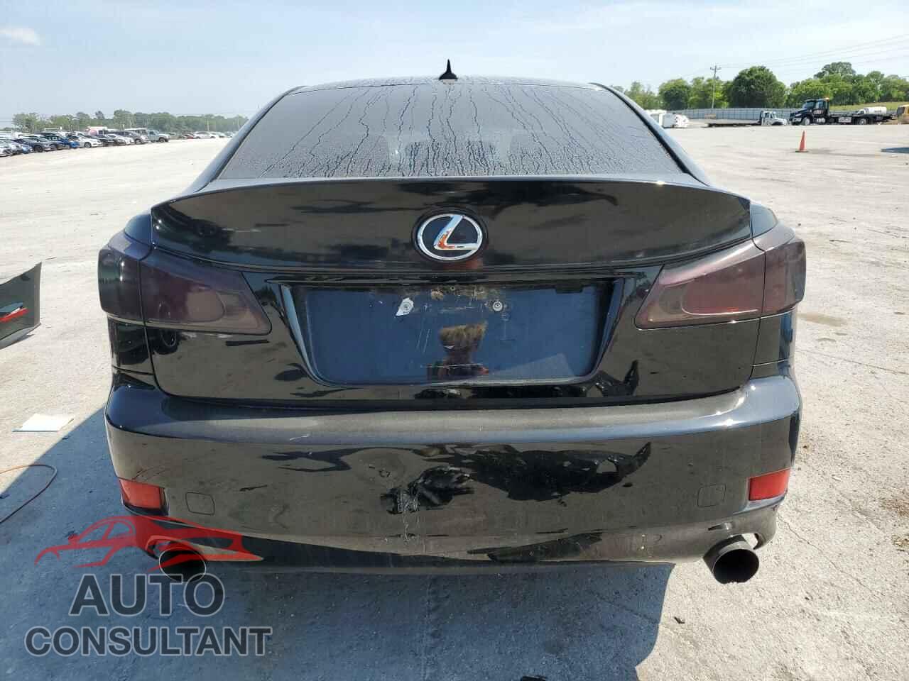 LEXUS IS 2011 - JTHBF5C26B5134680