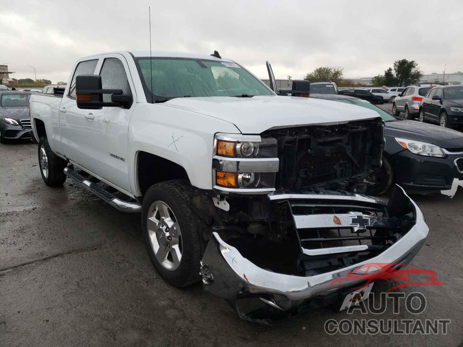 CHEVROLET SILVERADO 2018 - 1GC1KVEG4JF179711