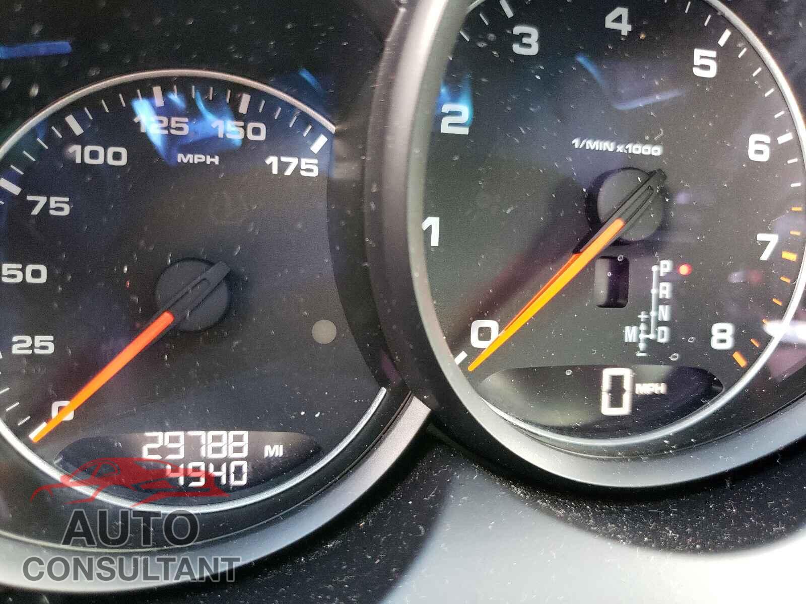 PORSCHE CAYENNE 2018 - WP1AA2A2XJKA04803