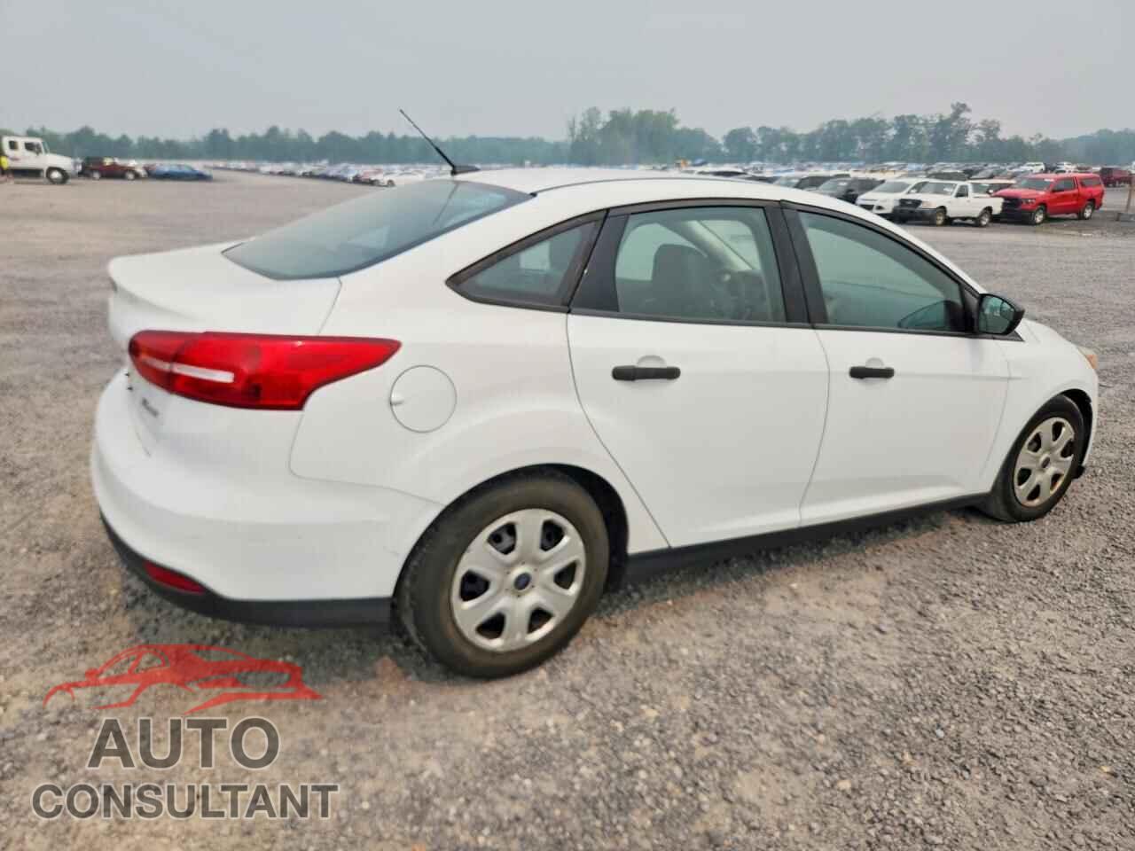 FORD FOCUS 2015 - 1FADP3E29FL366450