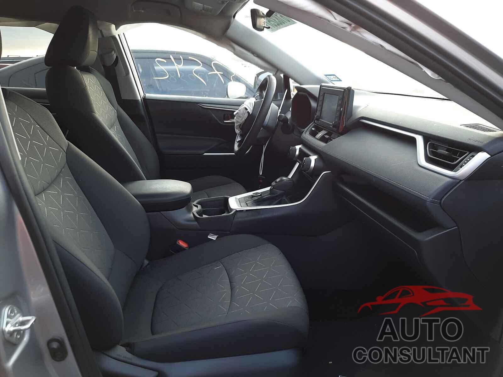 TOYOTA RAV4 2020 - 4T3R6RFV9LU001323