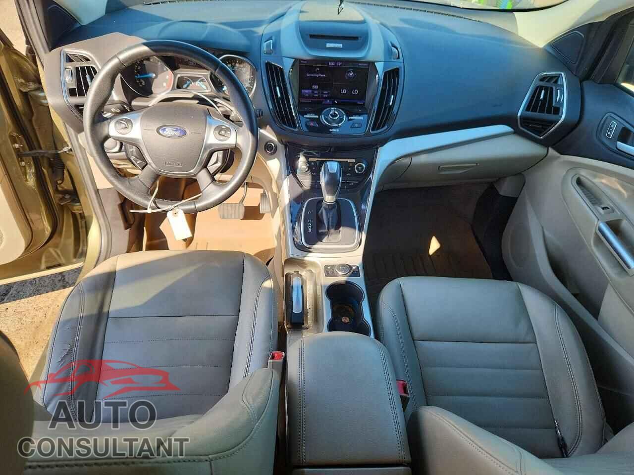FORD ESCAPE 2013 - 1FMCU9H93DUB89665