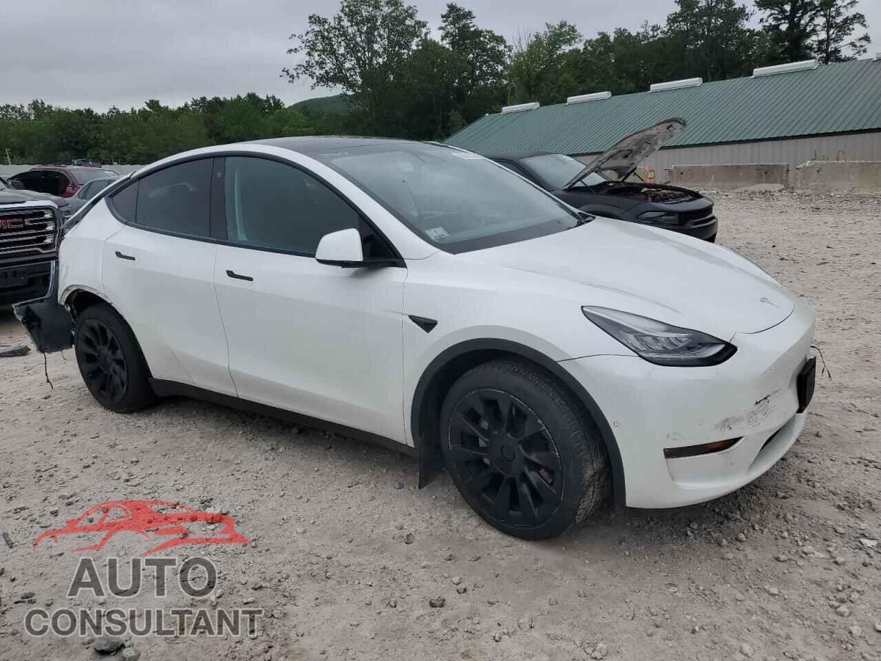 TESLA MODEL Y 2021 - 5YJYGAEE2MF256480