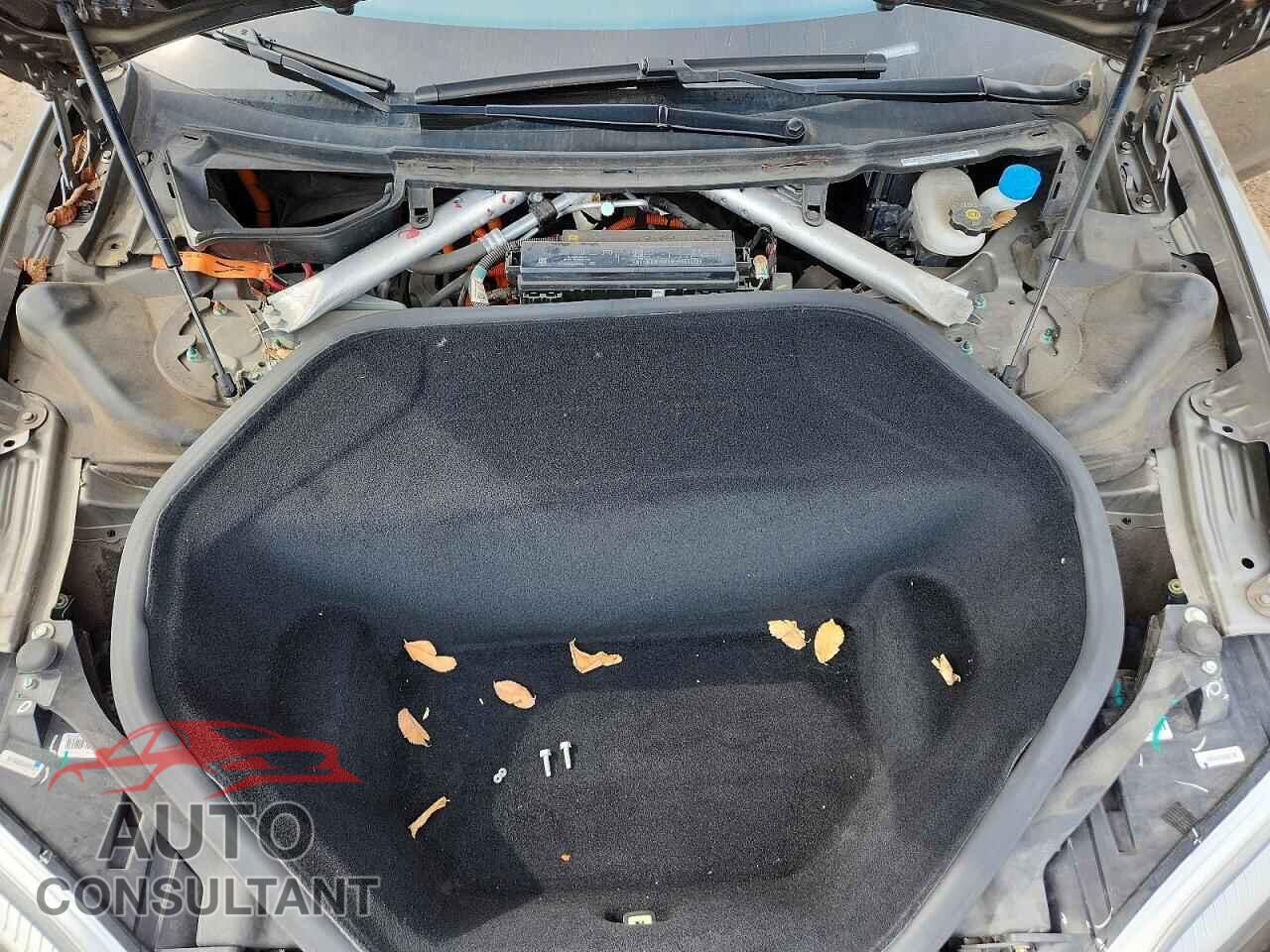TESLA MODEL S 2015 - 5YJSA1E26FF110826