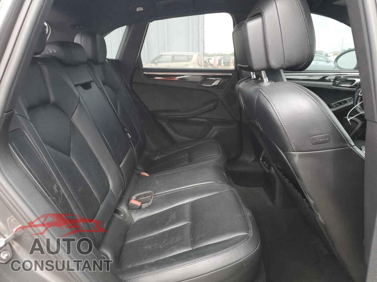 PORSCHE MACAN 2016 - WP1AB2A55GLB50679