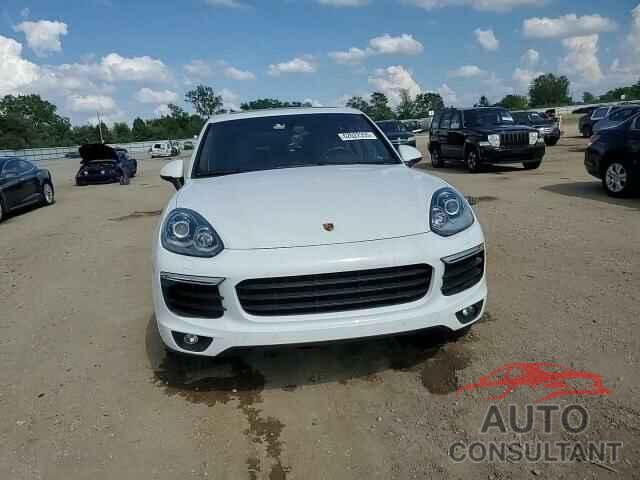 PORSCHE CAYENNE 2017 - WP1AA2A21HKA82221