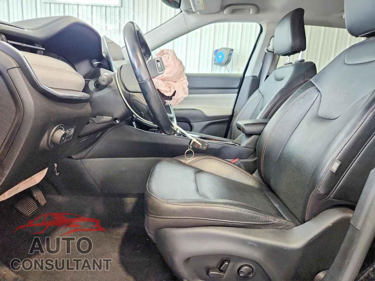 JEEP COMPASS 2022 - 3C4NJDCB8NT174691