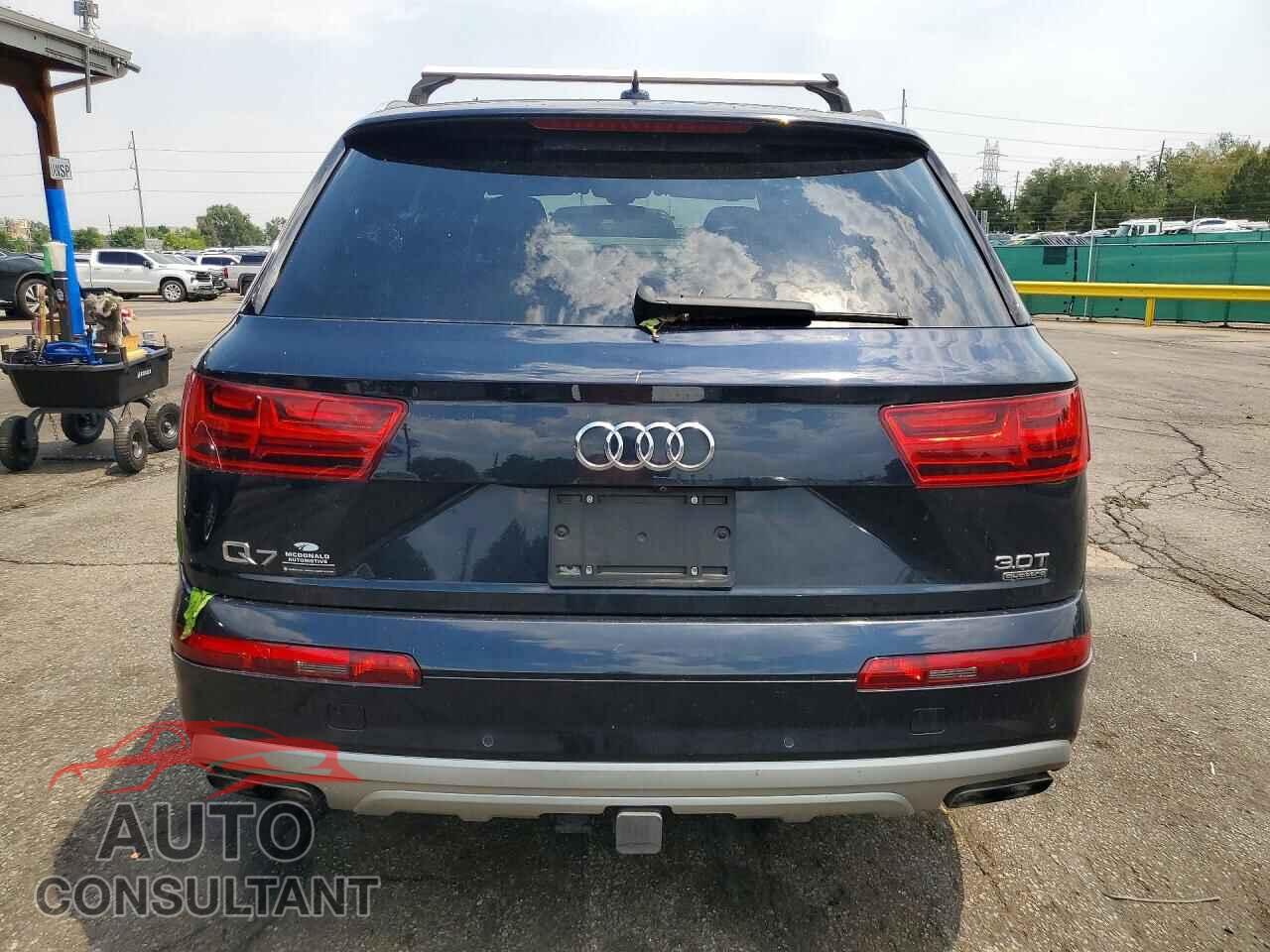 AUDI Q7 2017 - WA1VAAF76HD033886