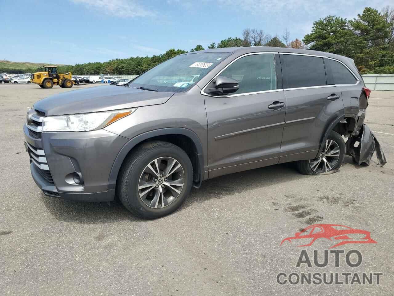 TOYOTA HIGHLANDER 2018 - 5TDBZRFH3JS820636