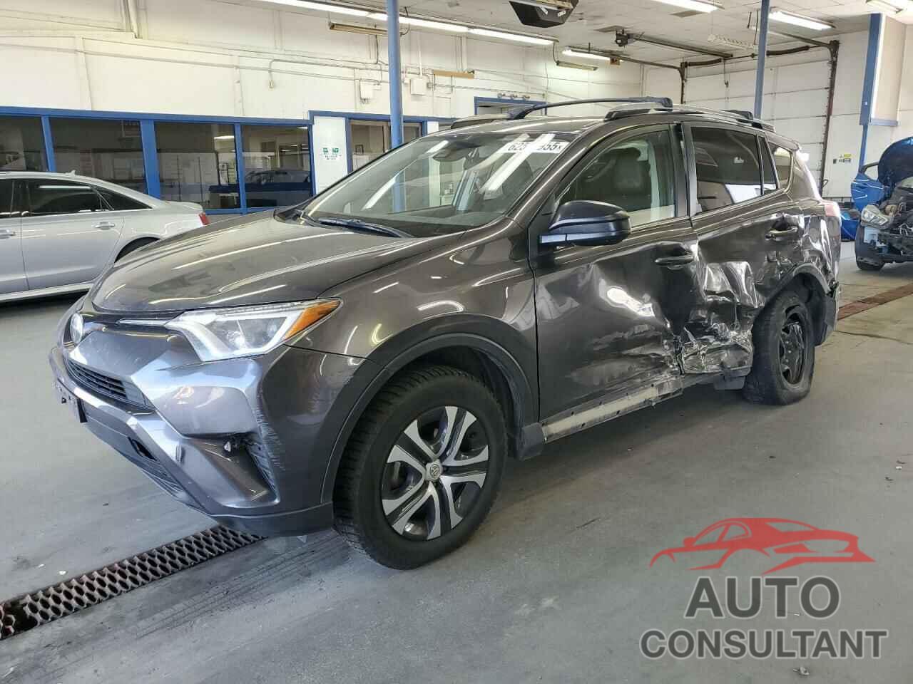 TOYOTA RAV4 2018 - JTMBFREV9JJ743672