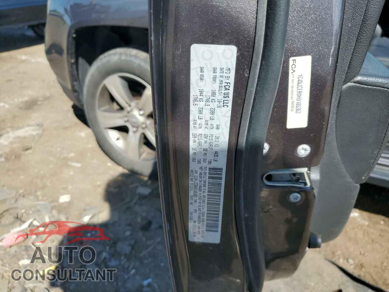 JEEP COMPASS 2017 - 1C4NJCEB0HD185363