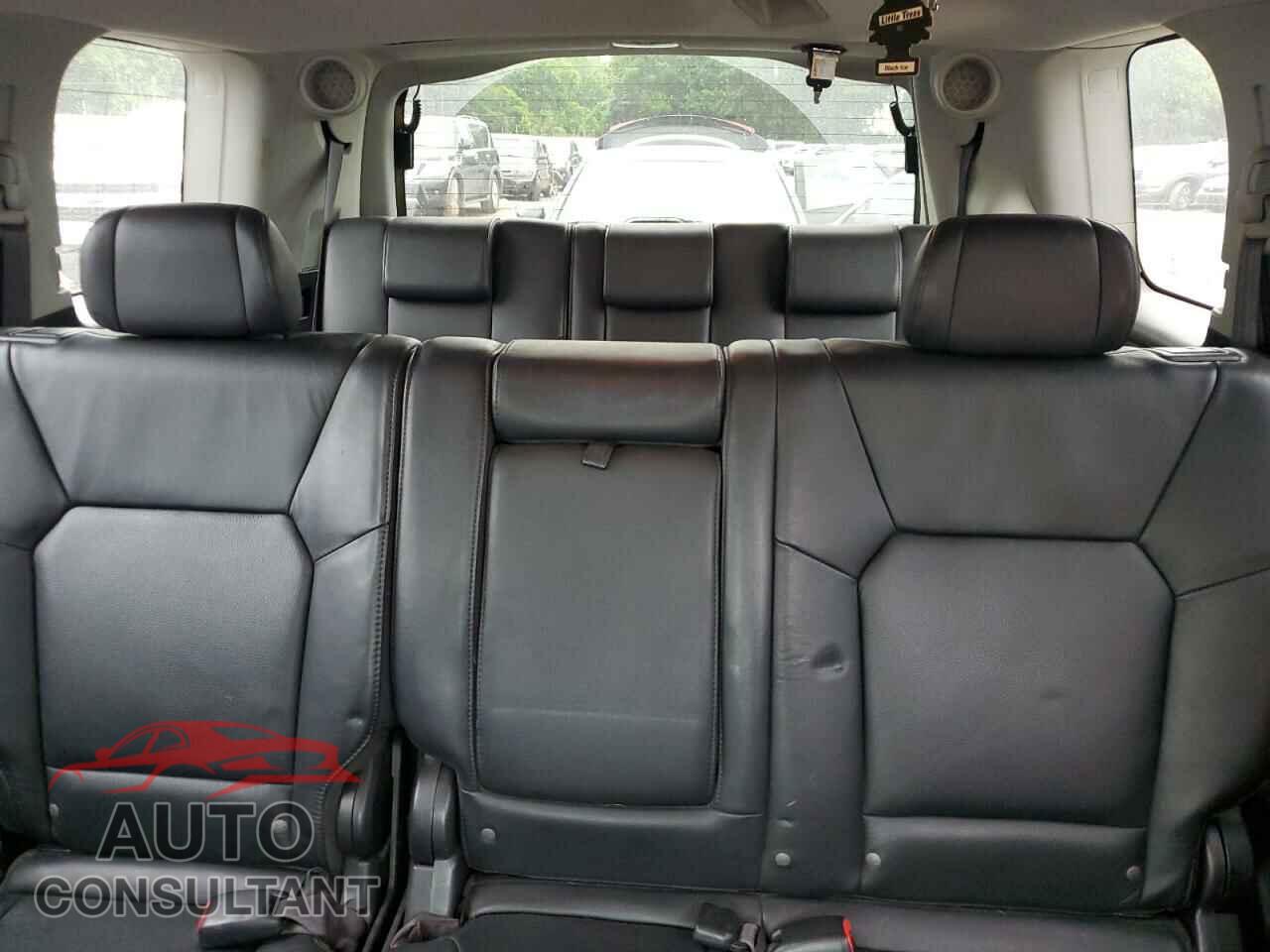 HONDA PILOT 2009 - 5FNYF48879B025317