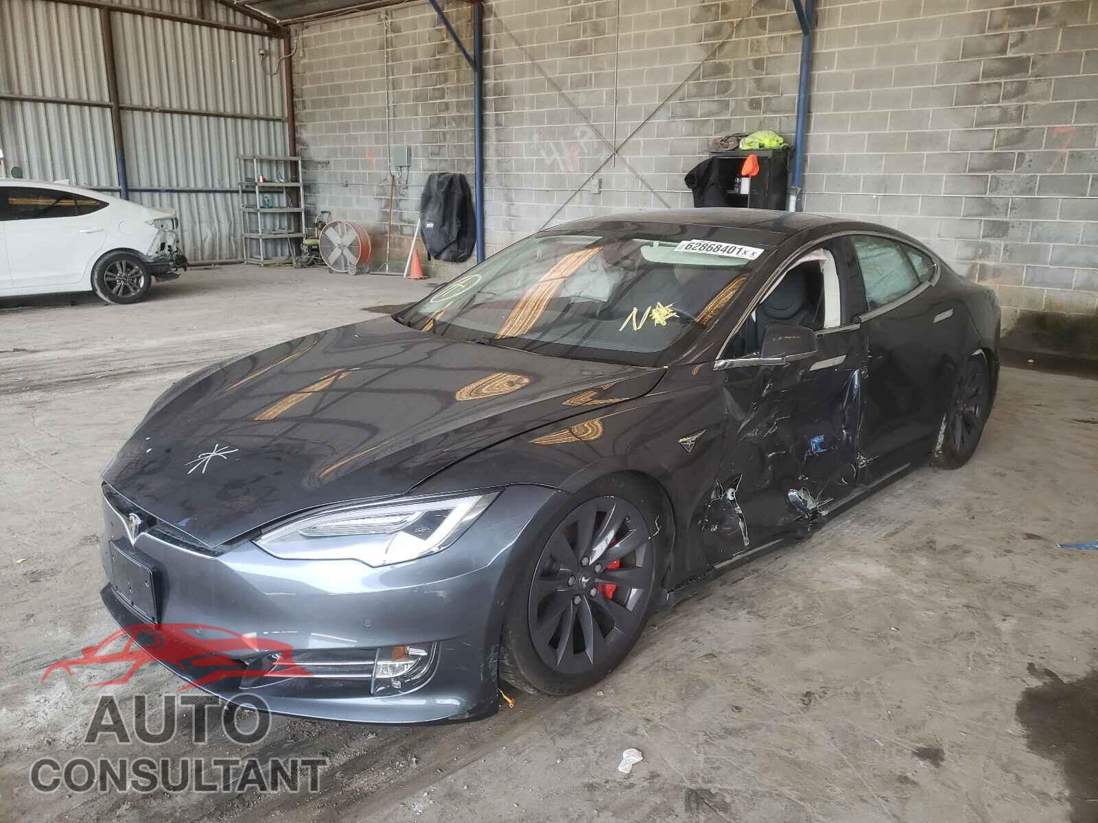 TESLA MODEL S 2018 - 5YJSA1E44JF263425