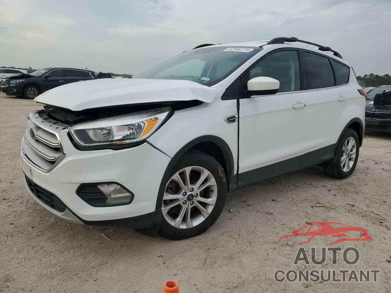 FORD ESCAPE 2019 - 1FMCU0G94KUB12040